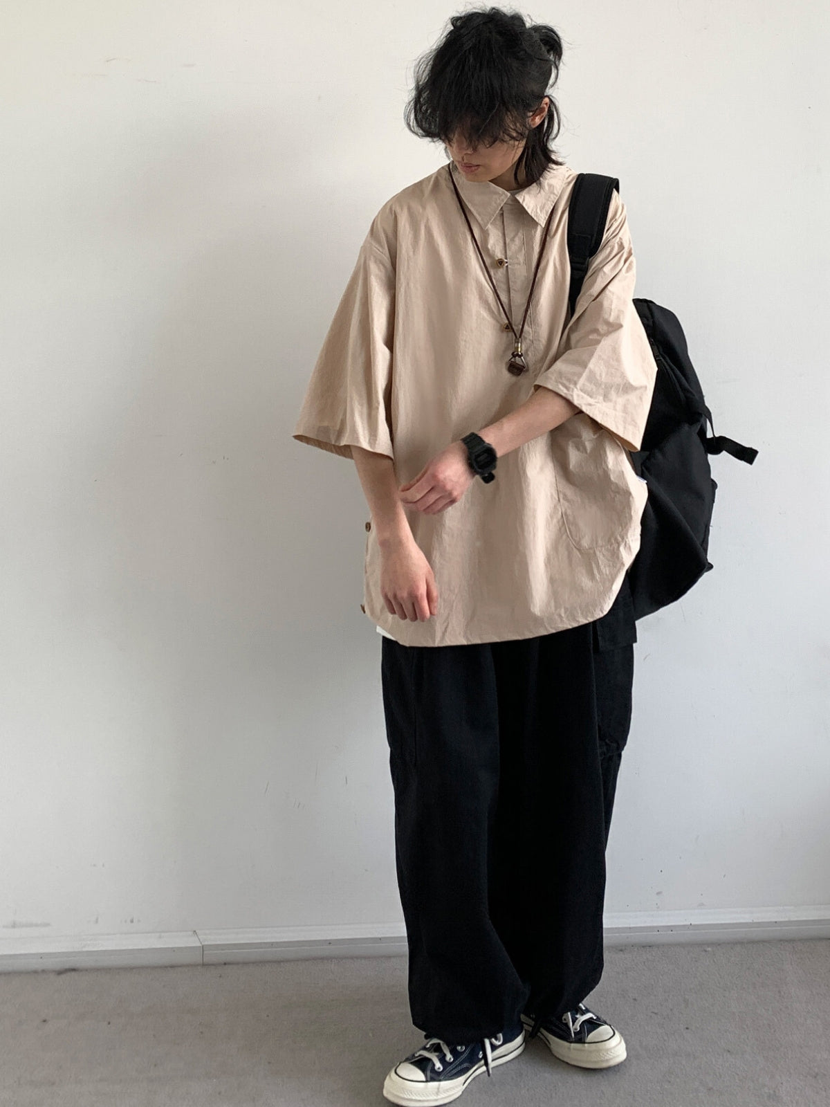 MV Retro Silhouette Loose Shirt